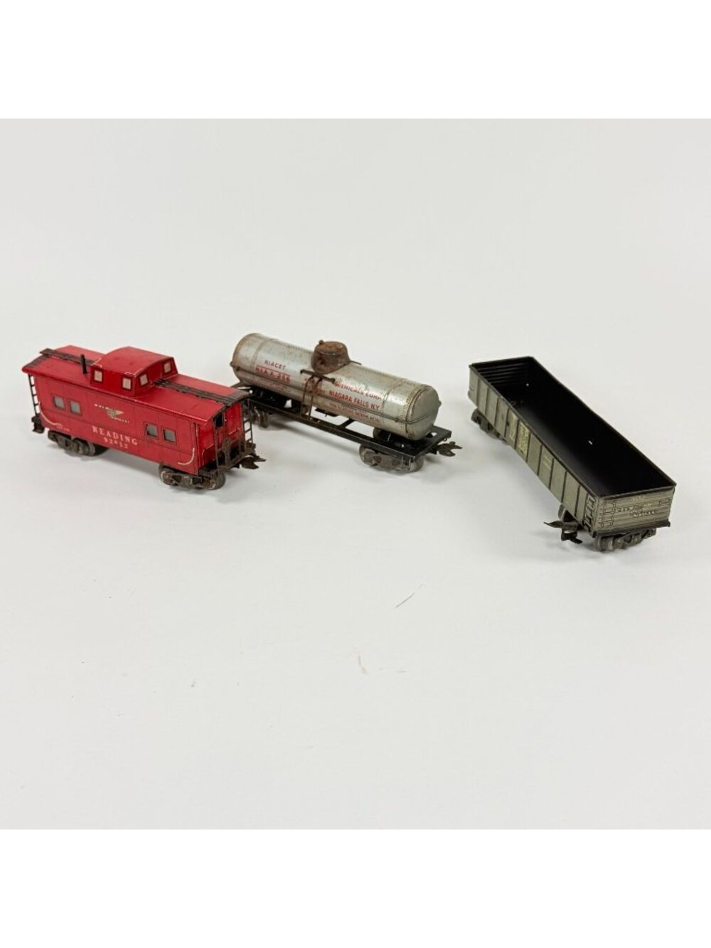 MARX O/O27 1960s Reading Caboose Niacet Tank Gondola Tin Cars